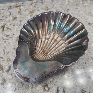 International Silver Company Shell Dish Silver Plate Footed Trinket‎ Tray 676
